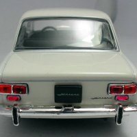 ВАЗ 2101 Жигула 1970 - мащаб 1:43 на DeAgostini моделът е нов в блистер, снимка 4 - Колекции - 39782010