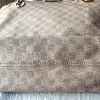 Louis Vuitton кожена чанта, снимка 13 - Чанти - 39829093