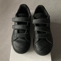 Маратонки Adidas, снимка 1 - Детски маратонки - 43898656