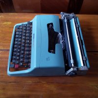 Стара пишеща машина Olivetti Ivrea, снимка 3 - Други ценни предмети - 28257801