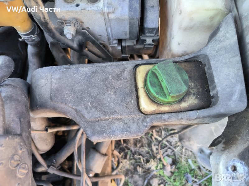 Кора капак казанче хидравлика за Ауди А4 Ауди А6 Audi A6 Audi A4 / 4B0972807B, снимка 1