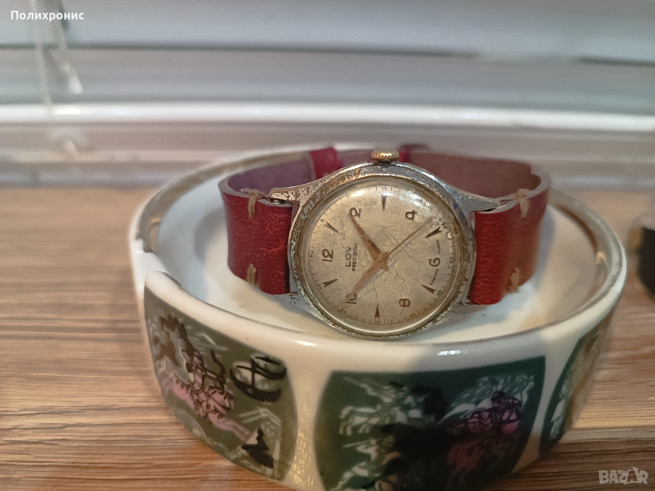 Швейцарски часовник Lov, снимка 1