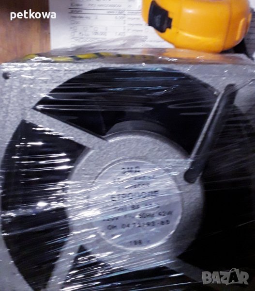 Български вентилатор като показания на изображенията размер 16 по 16 захранващо напрежение 220, снимка 1