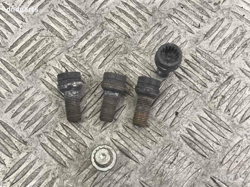 Секретни болтове VW Polo,2004г., снимка 1