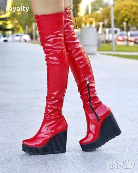 Ботуши на платформа - червен лак, снимка 1