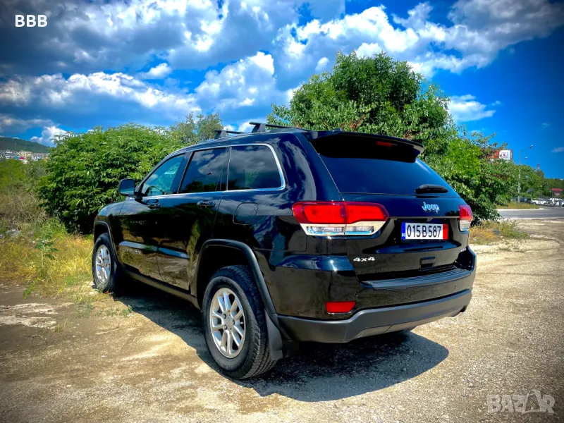 Jeep Grand Cherokee Laredo V6 3.6, снимка 1