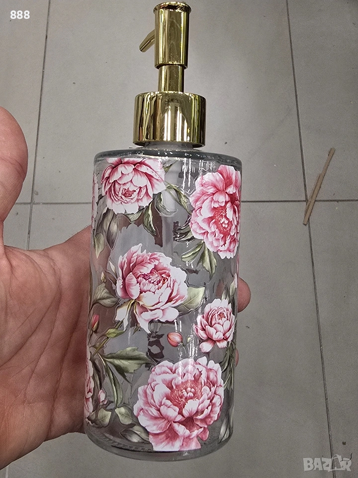 диспенсъри дозатори за течен сапун , снимка 1