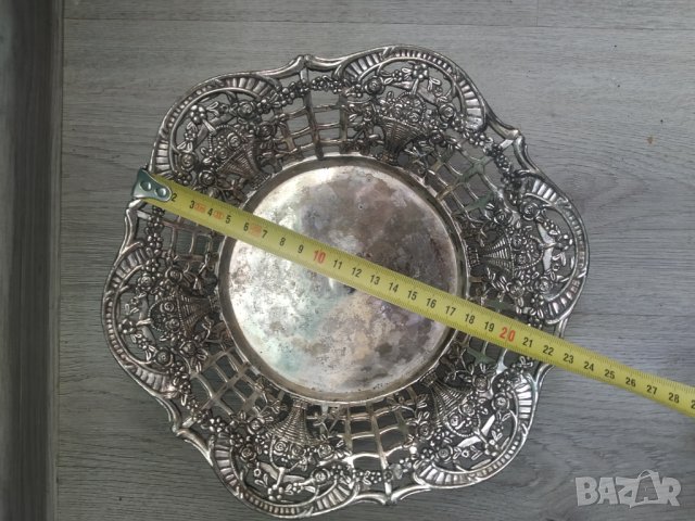 посребрена метална купа, снимка 2 - Други ценни предмети - 39728508