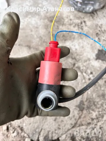 Помпичка чистачки за Тойота Ярис.2007-2011г