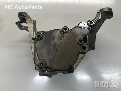 Маслена помпа за БМВ BMW 2 series F46 216d 1.5 дизел B37C15A 851375608 BMW 2017, снимка 7 - Части - 49476442