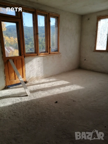 Продавам къща в град Батак , снимка 3 - Къщи - 51923188