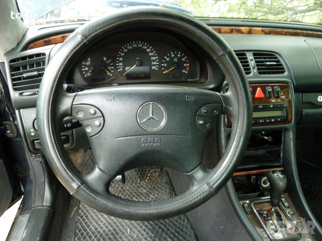 Mercedes-Benz CLK 200 2.0 kompresor, снимка 11 - Автомобили и джипове - 40685351