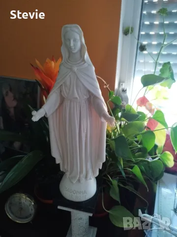 Голяма статуетка от алабастър - Мадоната с розите, снимка 12 - Декорация за дома - 48349812
