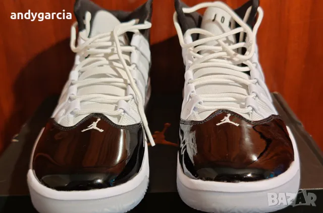  Nike Air Jordan Max Aura Black White ЧИСТО НОВИ 44.5ти номер 28.5см стелка с кутия , снимка 8 - Маратонки - 50066989