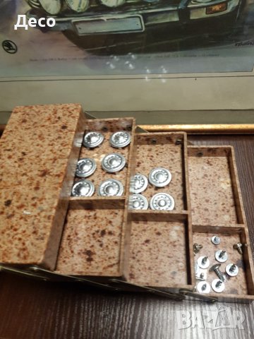 Стара кутийка, органайзер за дребни части., снимка 5 - Други ценни предмети - 42946417