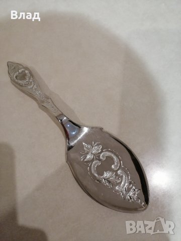 Посребрена шпатула лопатка за торта