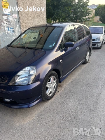 Хонда стрийм, снимка 2 - Автомобили и джипове - 50943912