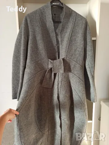 Дизайнерско италианско палто, Corinna Caon, 100 процента вълна, снимка 11 - Палта, манта - 49007901