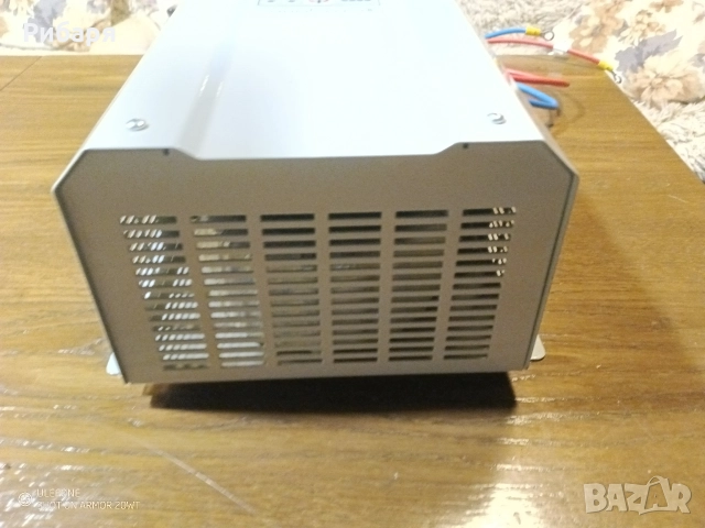 ЮПС иТягов AGM акумулатор 100ач 12v Solarfam, снимка 5 - Мрежови адаптери - 52791841