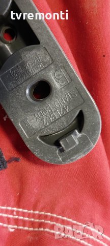 оригинална стойка MAM631459 за телевизор LG MODEL 42LB650V, снимка 4 - Стойки, 3D очила, аксесоари - 37485504