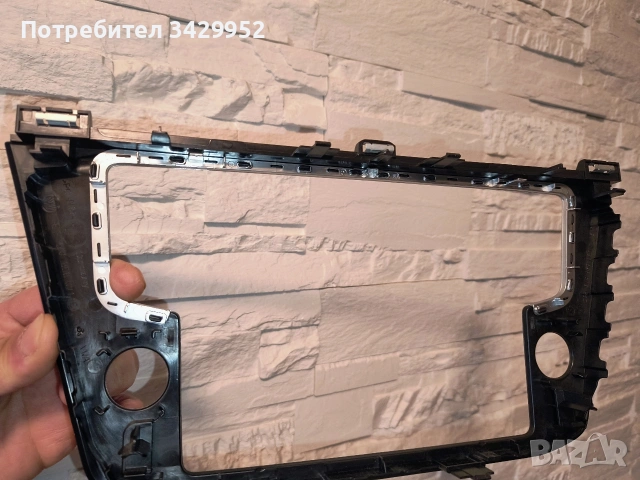  Рамка за дисплей за Тигуан2 