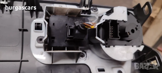 Ключ светлини Vw Touran - 60лв, снимка 2 - Части - 51295538