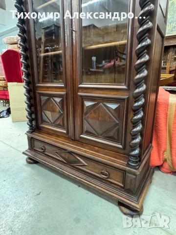 Уникална витрина от дъбов масив, снимка 7 - Секции и витрини - 52833851