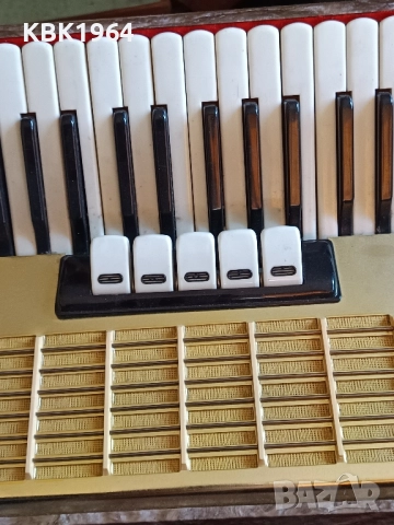 акордеон акорд96 баса свири перфектно, снимка 4 - Акордеони - 51650980