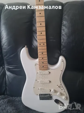 FENDER STRATOCASTER PLUS и  BOSS GT1000 процесор , снимка 2 - Китари - 49749552