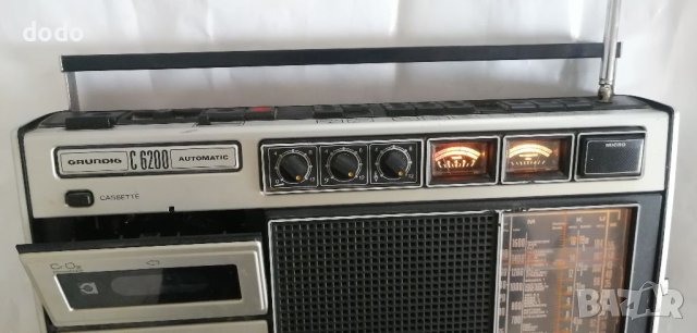 Grundig C 6200 Radio vintagee, снимка 3 - Радиокасетофони, транзистори - 40429060