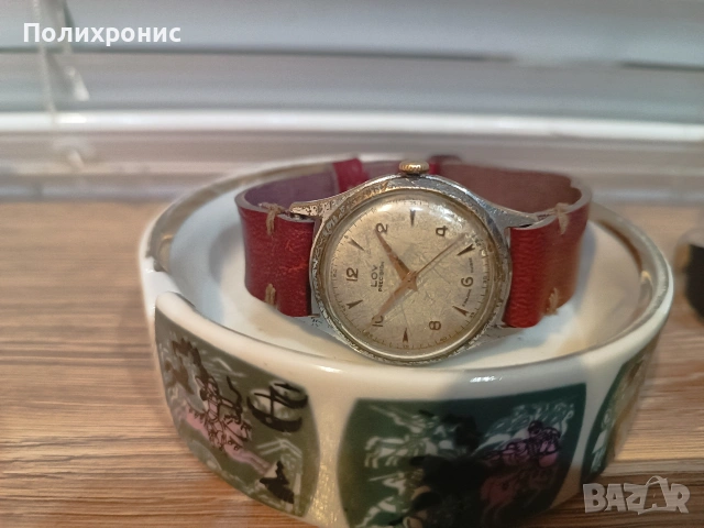 Швейцарски часовник Lov