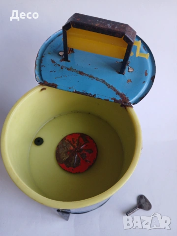 Стара руска ламаринена играчка перална машина със ключ., снимка 3 - Колекции - 53340763