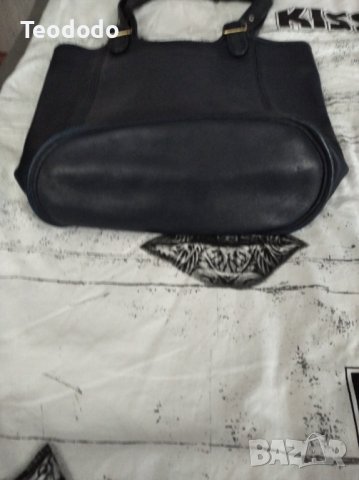 Дамска чанта естествена кожа Esprit , снимка 8 - Чанти - 38648313