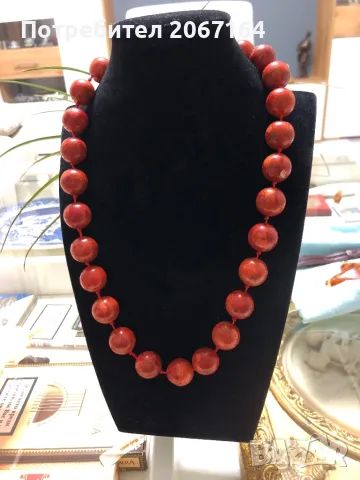 Гердан от корал с магнитна закопчалка