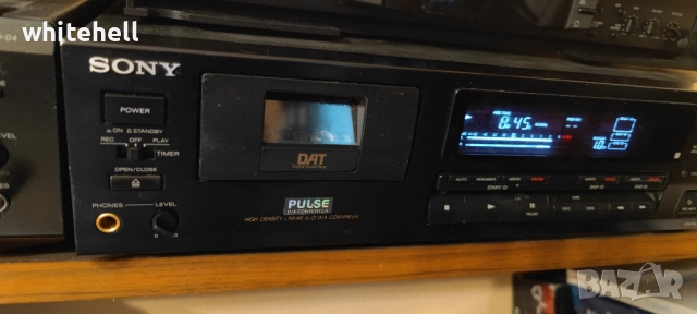 Sony DTC-690 DAT дек, снимка 2 - Декове - 52574296