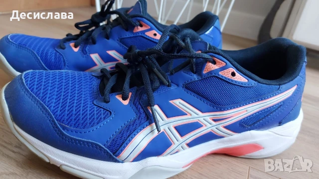 Маратонки за волейбол ASICS GEL-ROCKET Номер 42, снимка 2 - Маратонки - 50948259