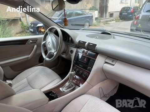 Mercedes Benz 220, снимка 12 - Автомобили и джипове - 51947027