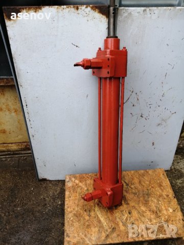 Хидравличен цилиндър 