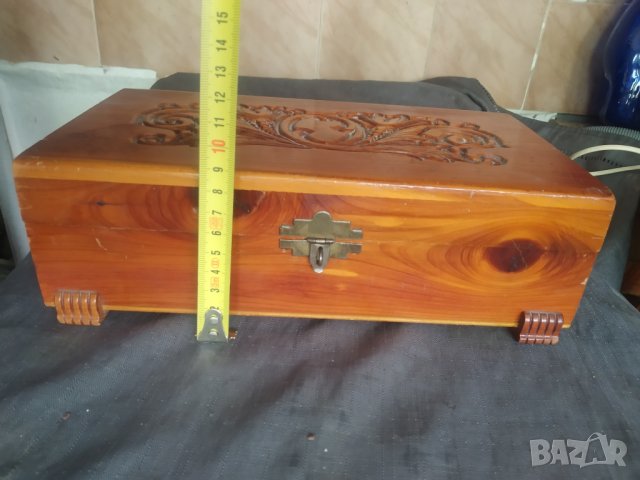 стара дървена кутия, снимка 3 - Антикварни и старинни предмети - 36609877