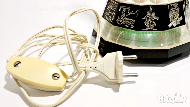 Винтидж нощна лампа с ракета от СССР: Настолна лампа Cosmos, колекционерска, космическа ера, Гагарин, снимка 5 - Антикварни и старинни предмети - 53441637