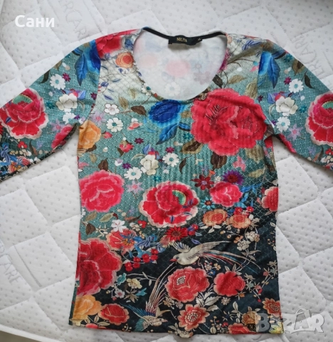 Блуза на цветя , снимка 3 - Блузи с дълъг ръкав и пуловери - 51789605