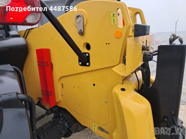 Телескопичен товарач Caterpillar TH407C, снимка 10 - Индустриална техника - 53246711