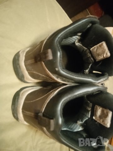 зимни боти, снимка 3 - Дамски боти - 44052739