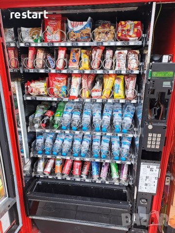 Голям вендинг автомат, снимка 6 - Други машини и части - 34514452