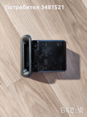 Пепелник за Mazda 626, снимка 2 - Части - 38205778