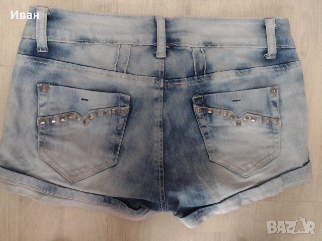 Секси дънки с подарък блузки 3 бр, снимка 4 - Къси панталони и бермуди - 32961352