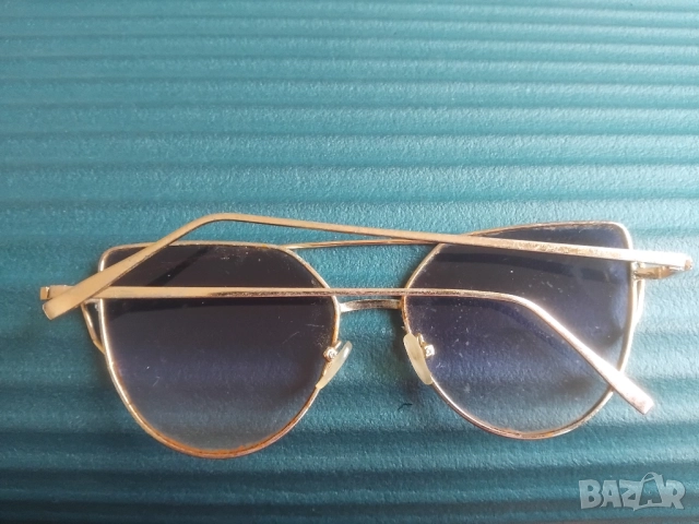 Дамски слънчеви очила с метални рамки, снимка 4 - Слънчеви и диоптрични очила - 52217516