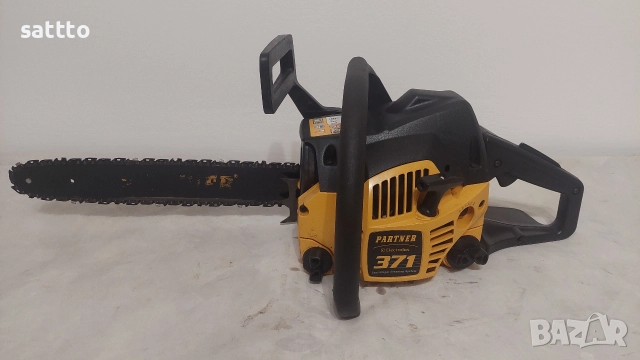 Моторна резачка PARTNER 371