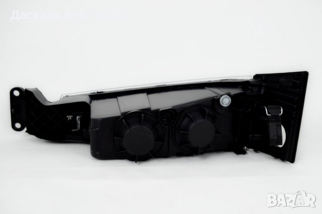 1бр. халоген фар за ВОЛВО Volvo FH4 FM4 2013-2020г., снимка 2 - Аксесоари и консумативи - 43359947