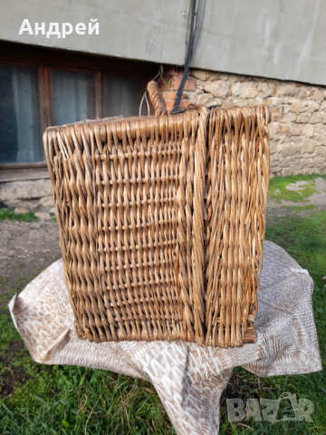 Стар плетен куфар, снимка 4 - Други ценни предмети - 44898519